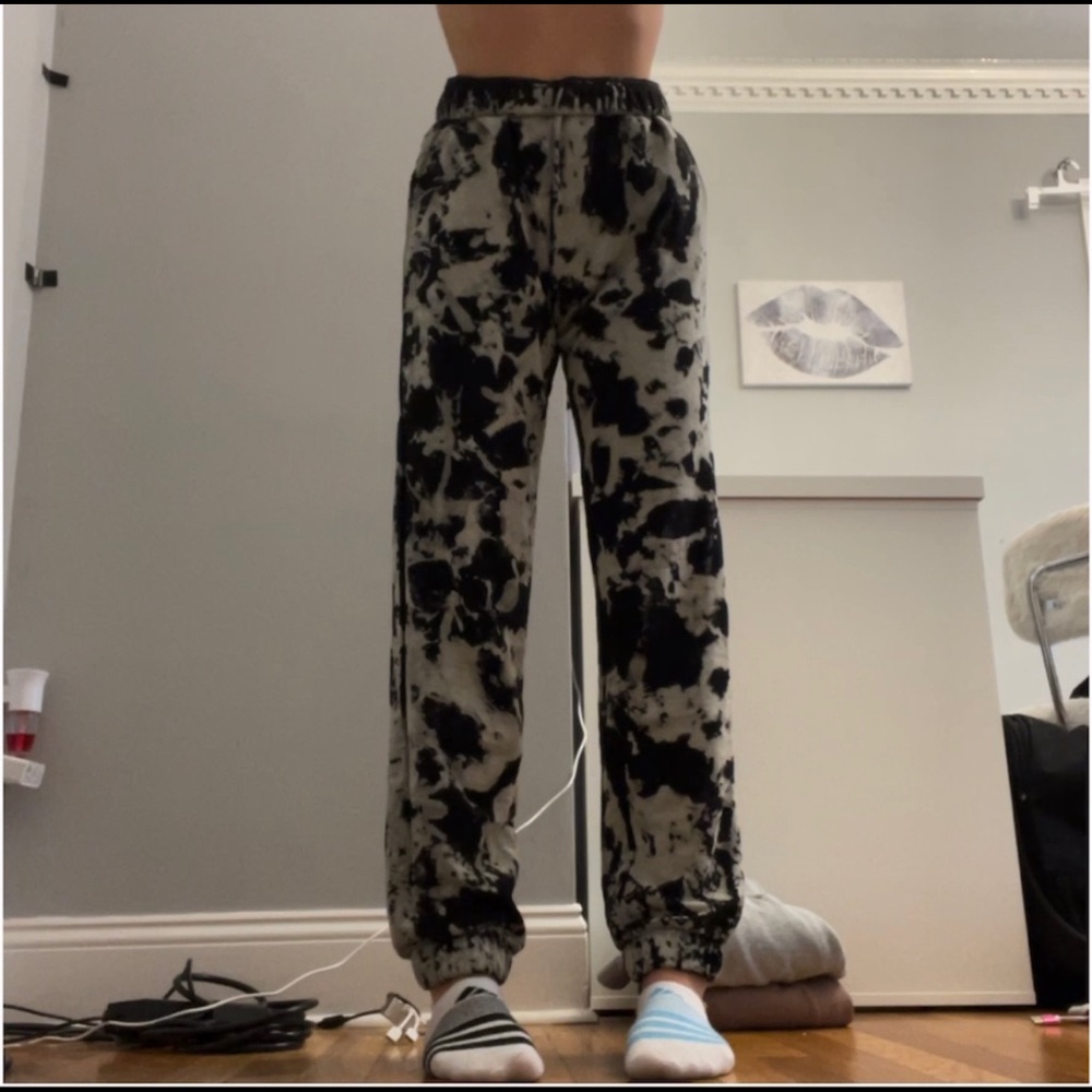 adika tye die sweatpants!! size extra small